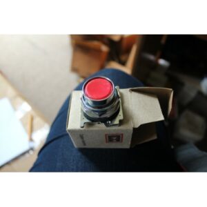 Cutler Hammer Push Button Oper. Standard Button Red